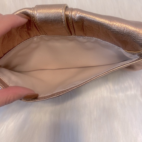 Coach Cooper Bronze Ali Large Clutch - Picture 5 of 11